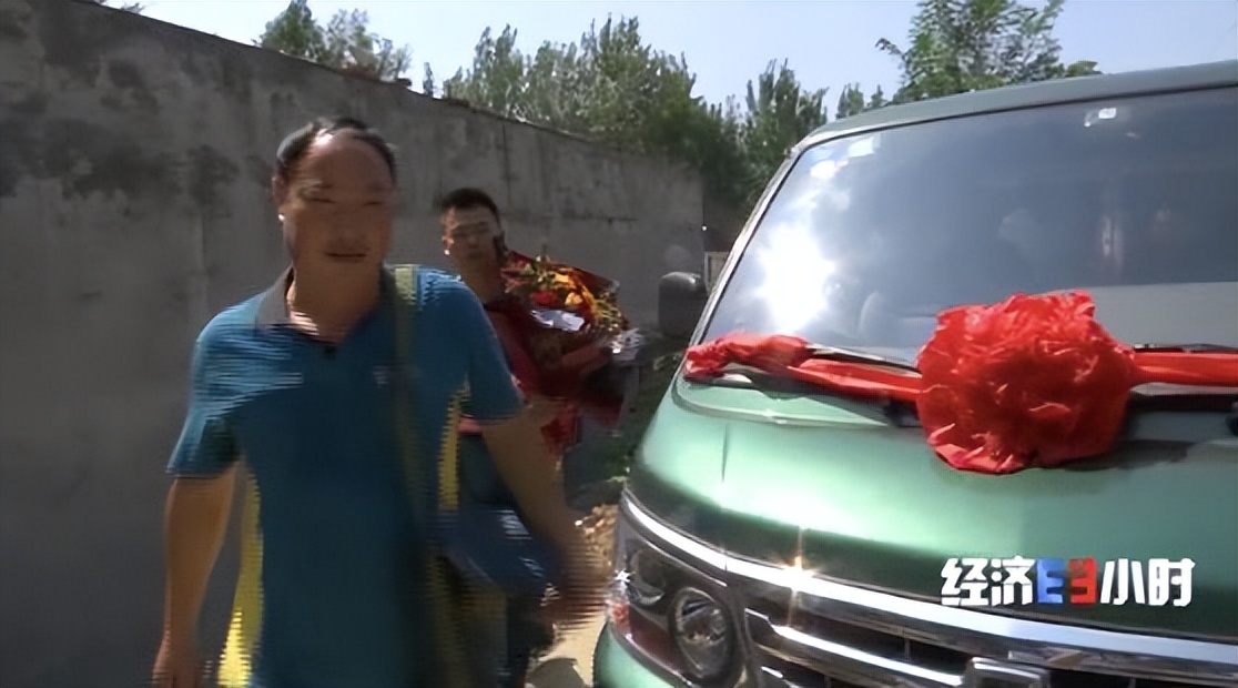 “寒门学霸”杨晓庆：700多分考入清华！用行动诠释苦难的意义