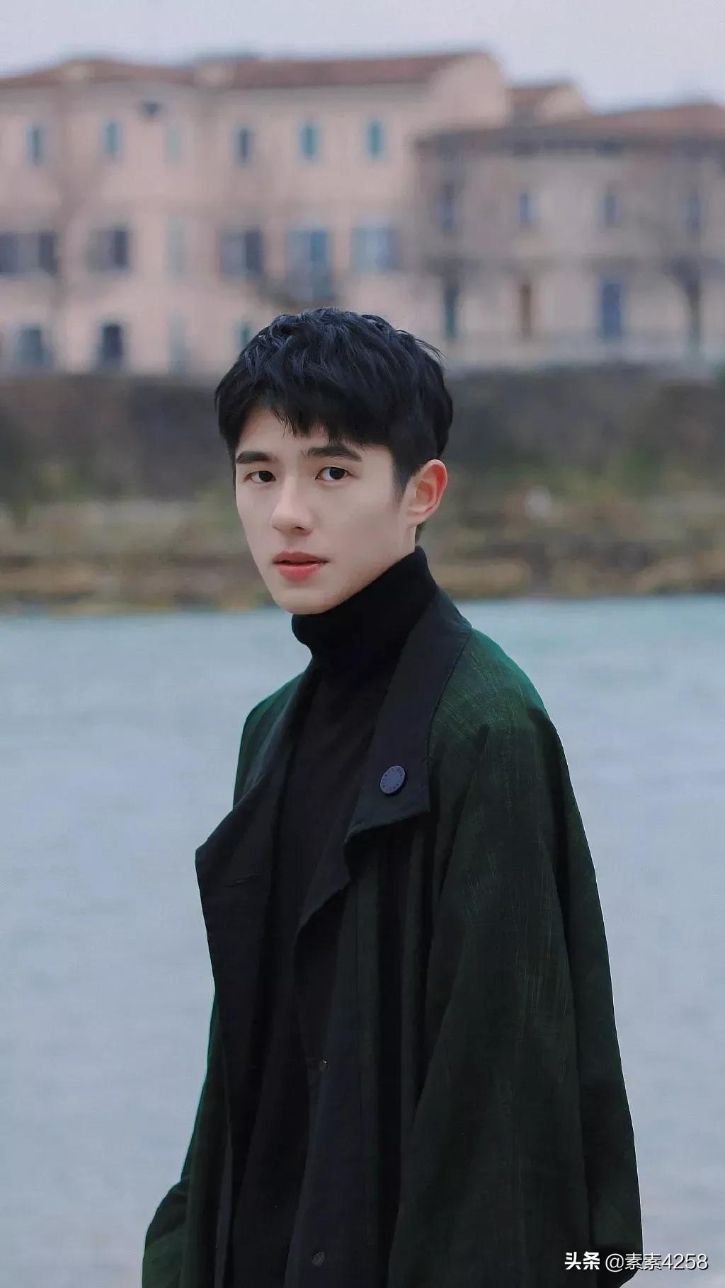 中国内地演员刘昊然