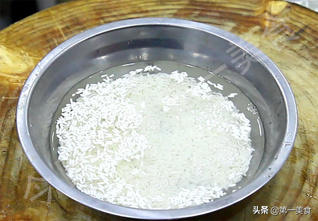 家庭豬肉丸子的做法,家庭豬肉丸子的做法,簡單又好吃