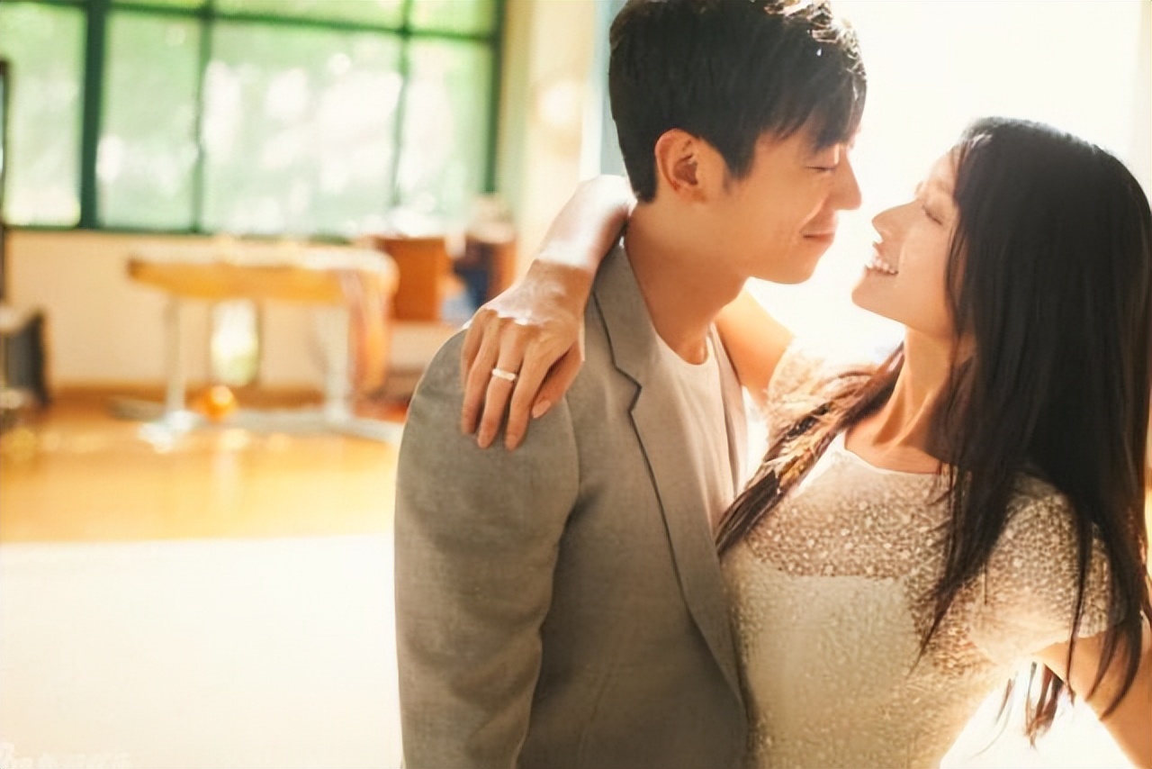 爱在苍茫大地朱亚文沈佳妮(沈佳妮:为爱回归家庭,嫁给朱亚文婚后生俩