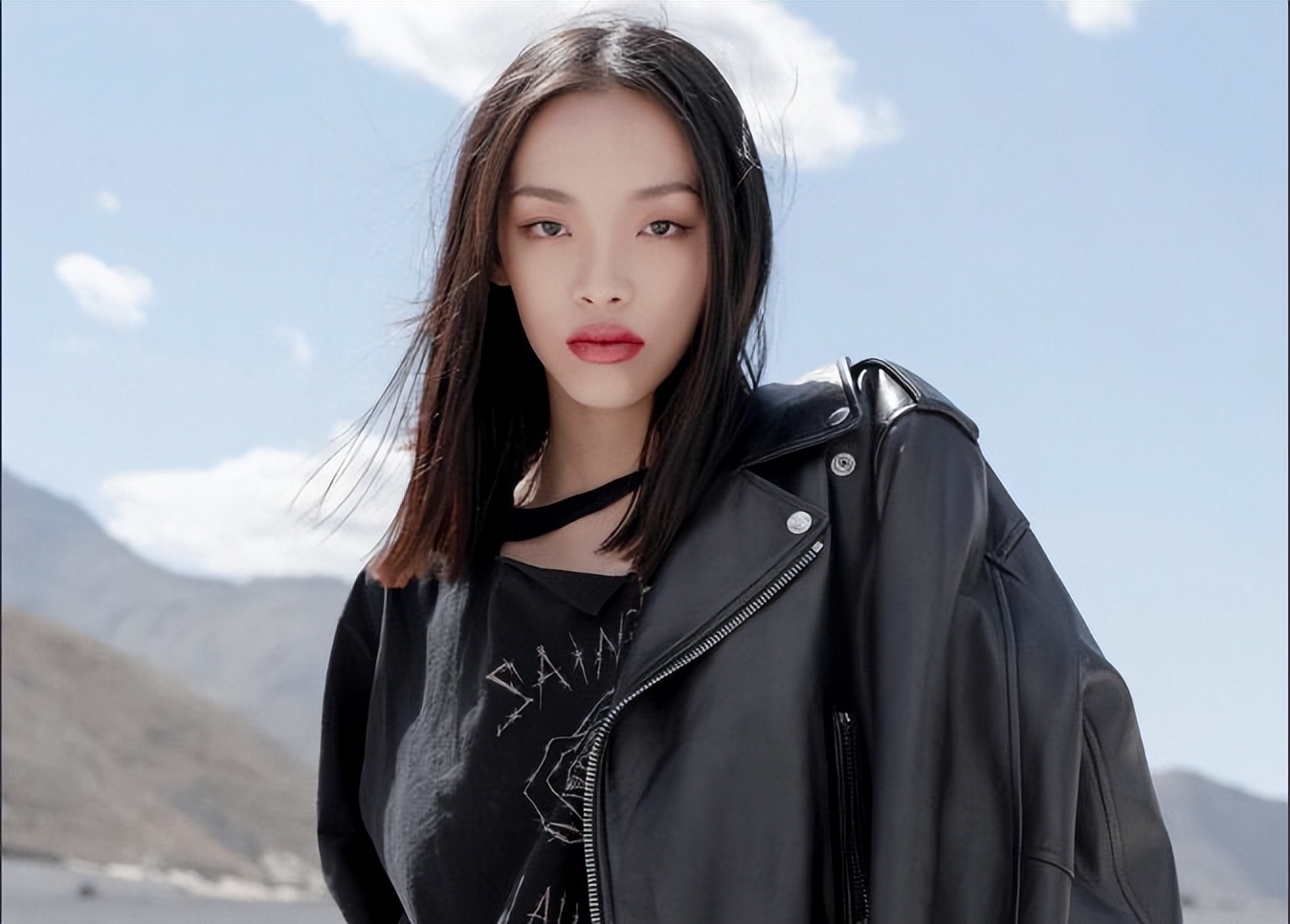 95后00后新生代十大女歌手榜出炉:单依纯黄霄云屈居二三,谁第一