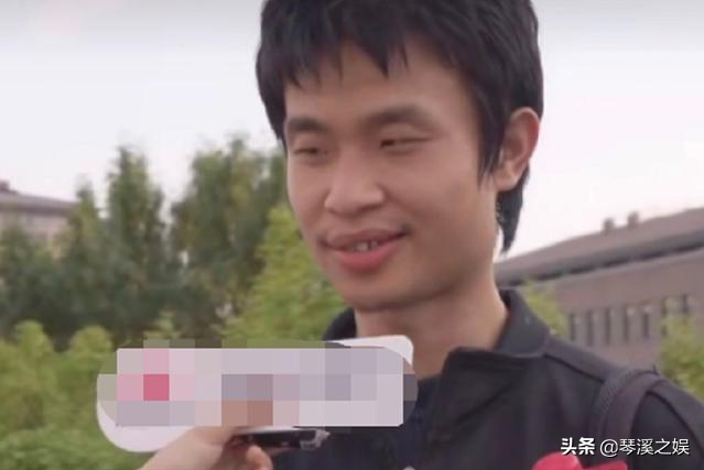 女学霸倒追北大“韦神”，两人性格截然相反，真心爱慕还是蹭流量