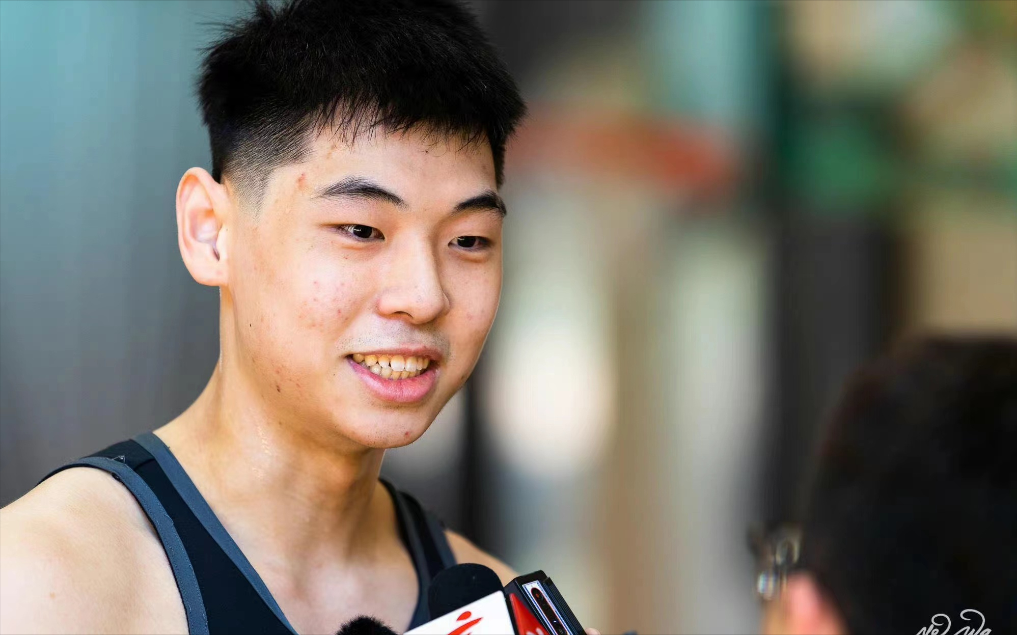 nba二三号位摇摆人有哪些（抓住机会便爆发！从初出茅庐到首发，20岁小将打动乔帅，值得期待）