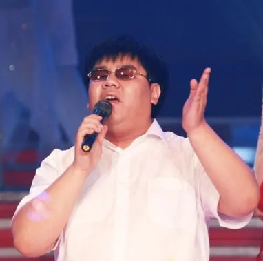 超级星光大道历届冠军名单（8位星光大道冠军，有的离婚，有的被淡忘，有的口碑跌落）