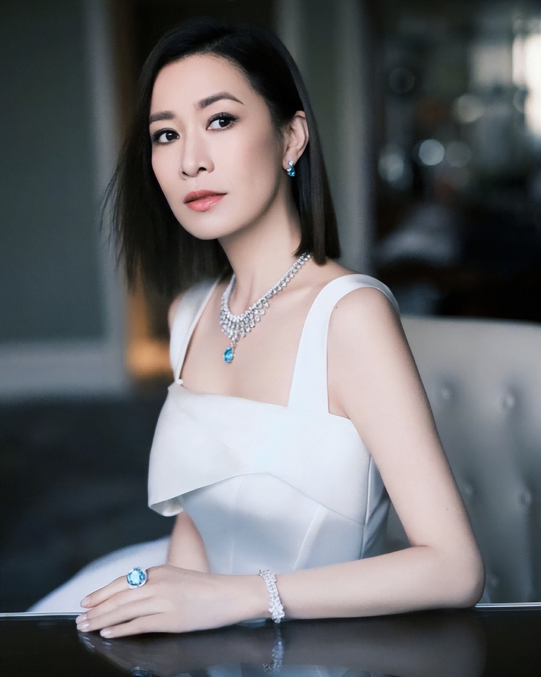 貌美如花却至今未婚，这12位大龄女星，各有各的苦衷