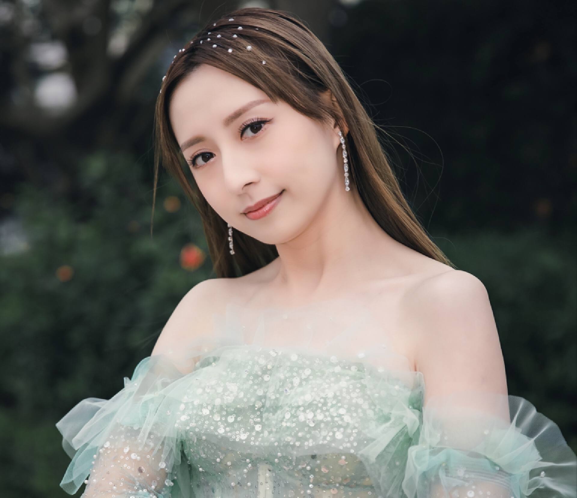 总的来说,龚嘉欣在tvb这座"少林寺",经过了10多年的摸爬滚打,她的演技