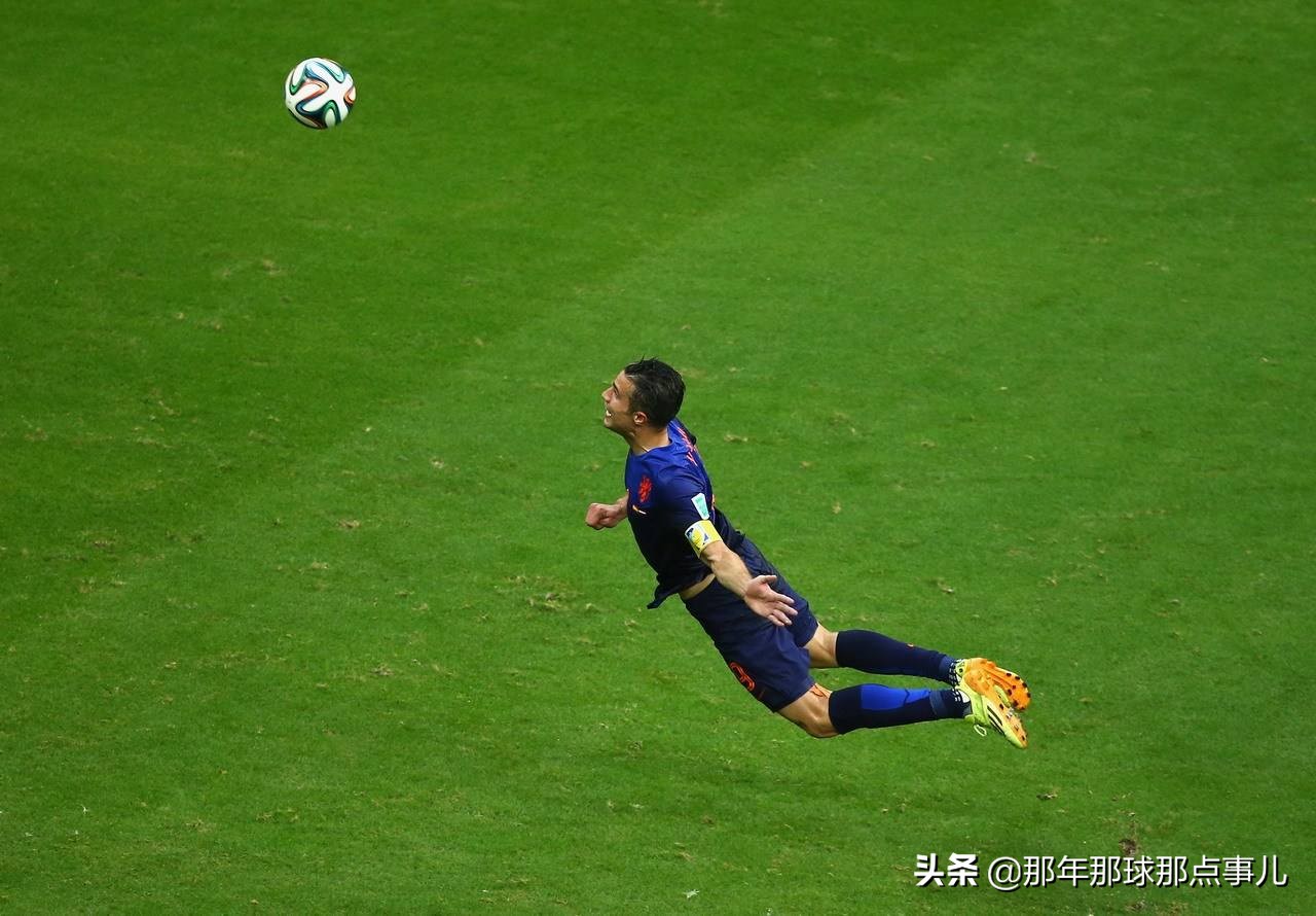 足球最有荣誉的是什么奖杯（足球殿堂的最高荣誉，为什么一定就是大力神杯？）