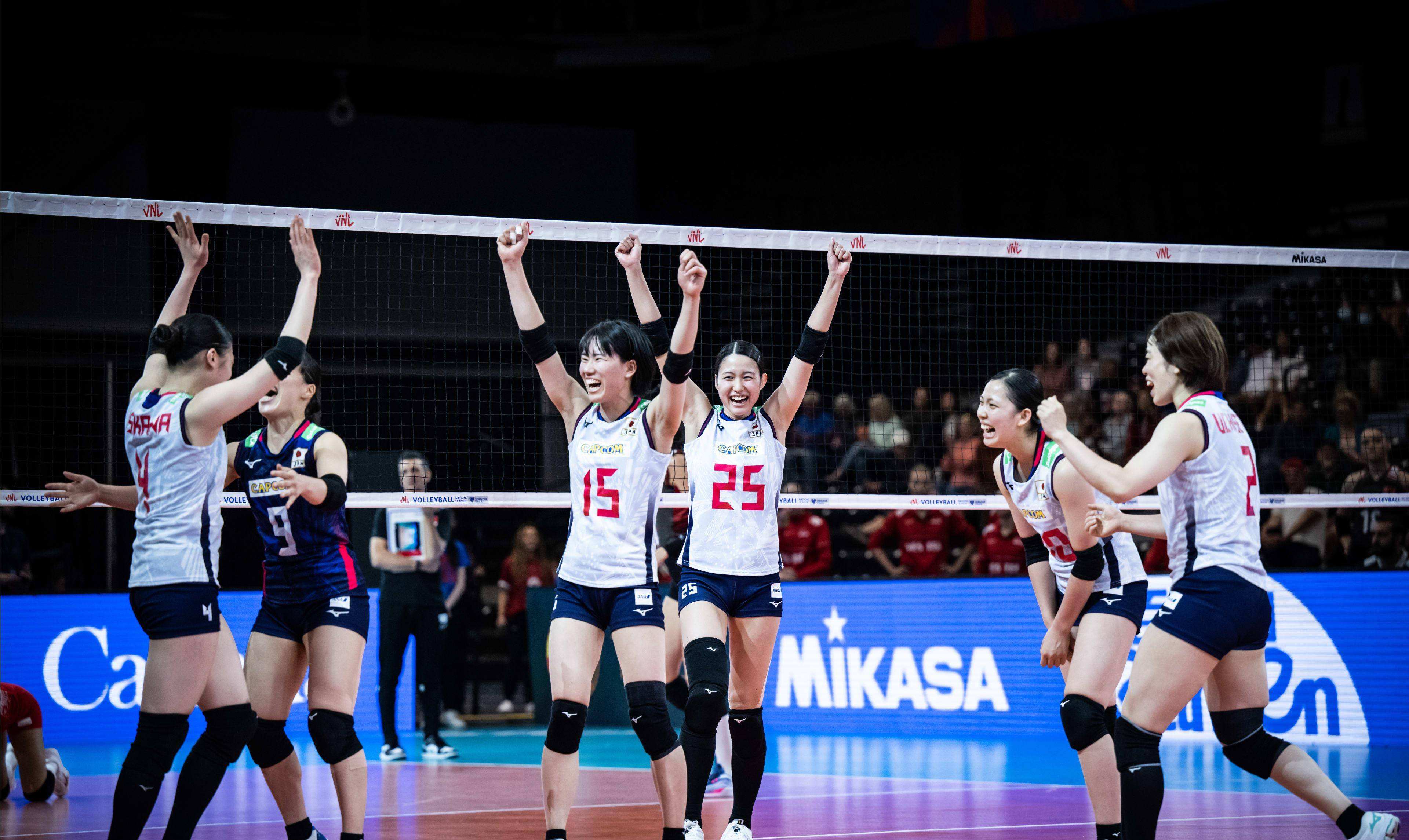 日本國家女子排球隊的隊員名單</h2>

<p>　　日本女排亞洲杯14人名單如下：</p>

<p>　　邊攻：佐藤優花、田中瑞稀、長內美和子、大庭冬美、志摩美古都、中川美柚、西川有喜（7人）副攻：佐佐木千纮、濱松明日香、山中宏予（3人）二傳：柴田真果、山崎のの花（2人）自由人：花井萌里、水杉玲奈（2人）<img alt=