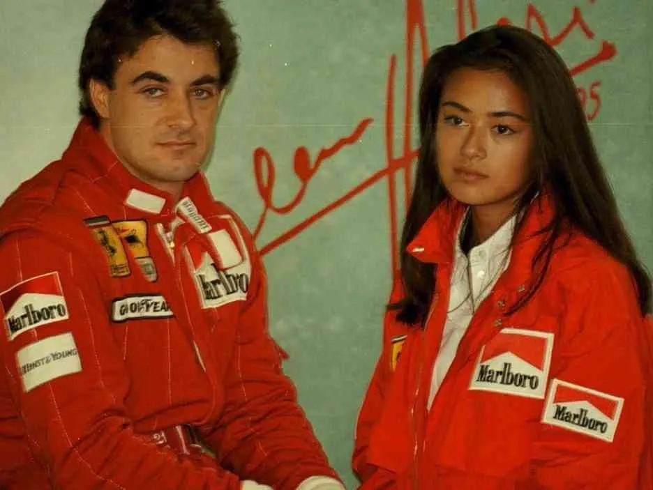 日本国民美少女始祖，曾和成龙一起主演电影！无数粉丝求她复出…