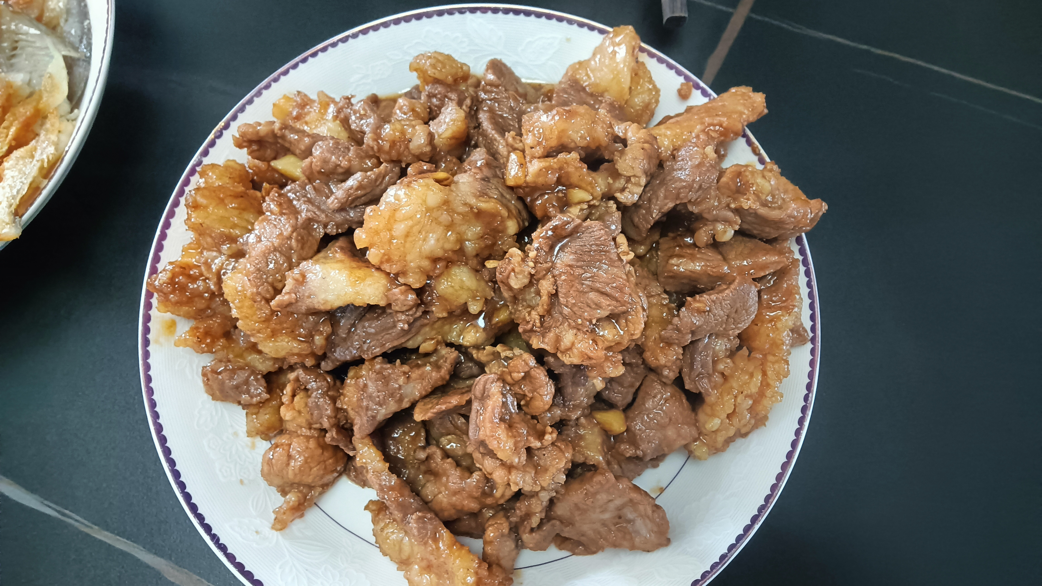 看看?？谑袌鲷~和肉的價格