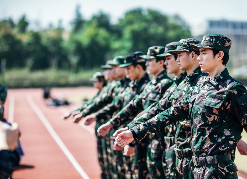 “有军籍”和“无军籍”有啥区别，上大学后才明白，差距一目了然