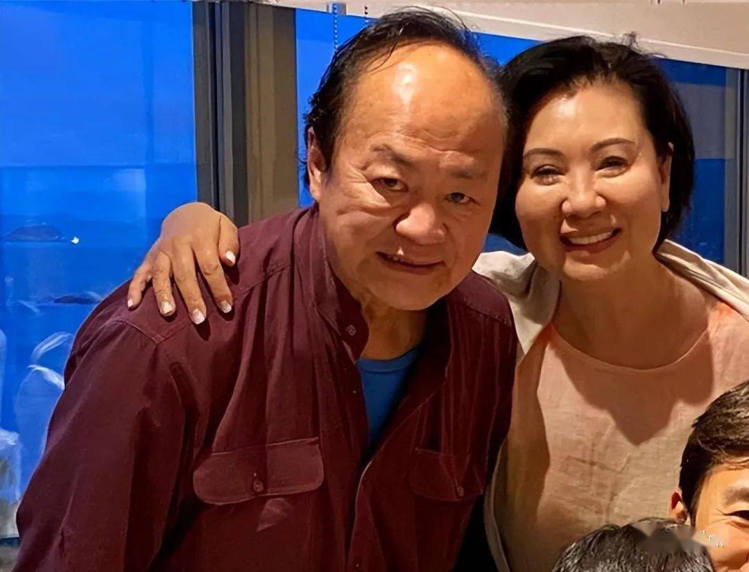 "香江第一美少年"狄龙,他下半身也犯过错,妻子却与他爱了50年
