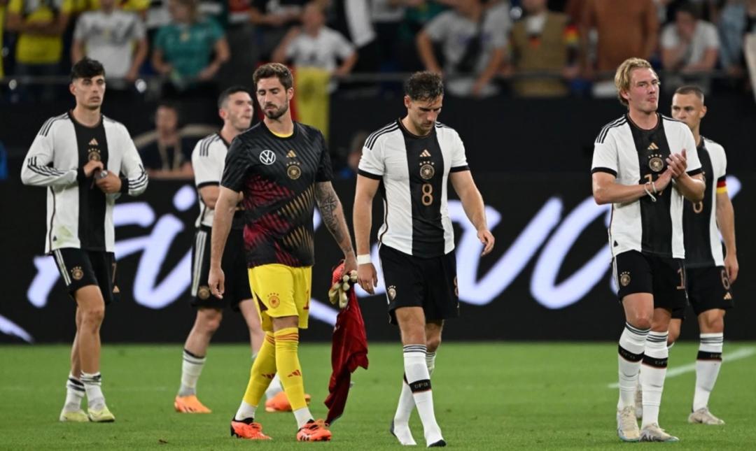 从世界杯冠军，到小组出局，德国队怎么了？