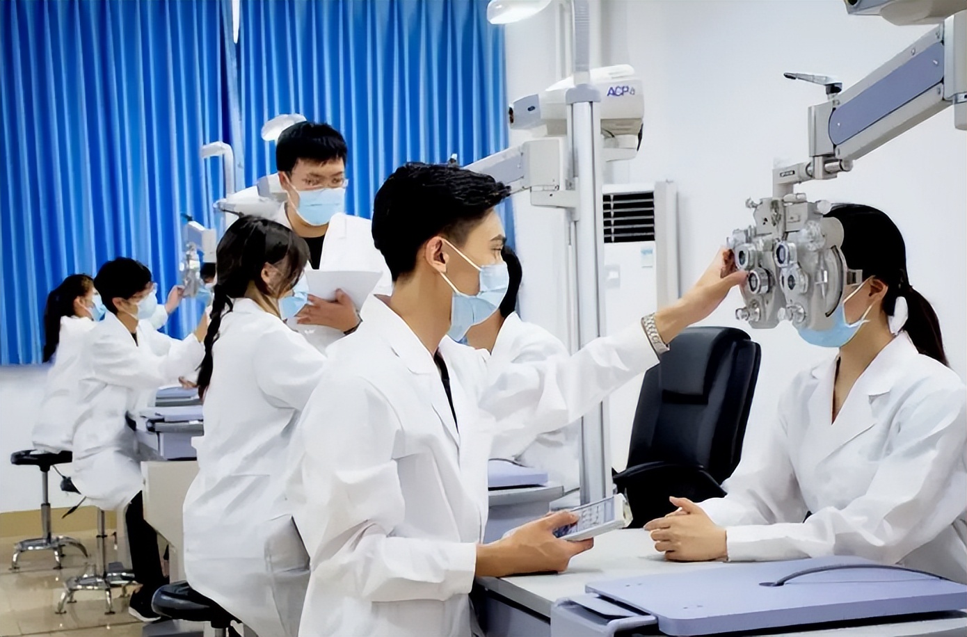 大学专业报考热度排名，毕业后不用过于担心就业，薪资还有保障