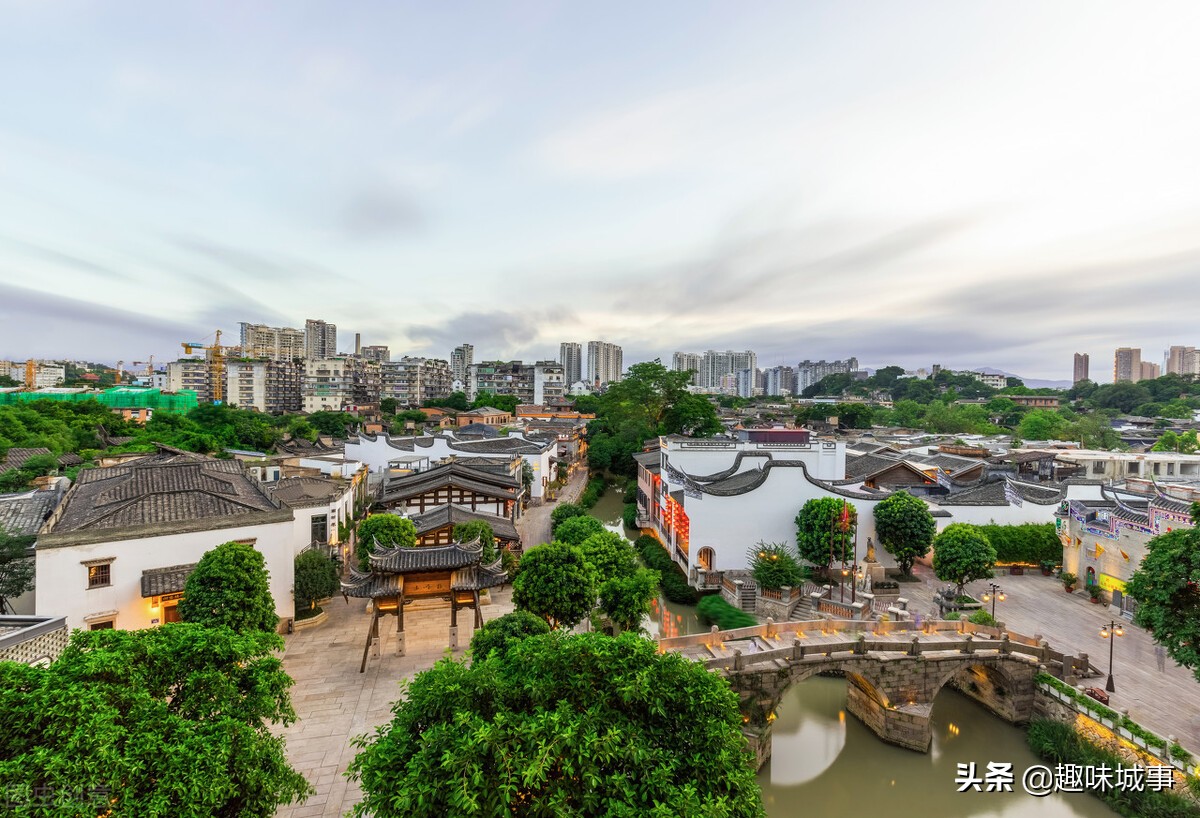 冬日避寒首选花不落城市，福建这5座山水城，拒绝不了的美食美景