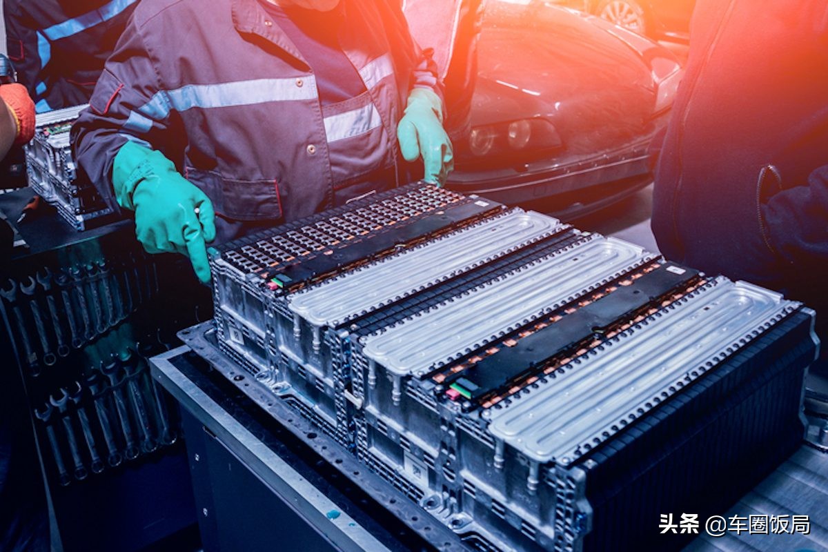 2021年汽车行业回顾及2022年汽车行业展望