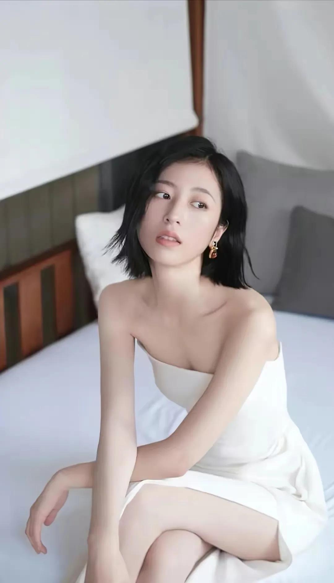 高圆圆、古力娜扎、蔡文静美图大赏，微微一笑很倾城