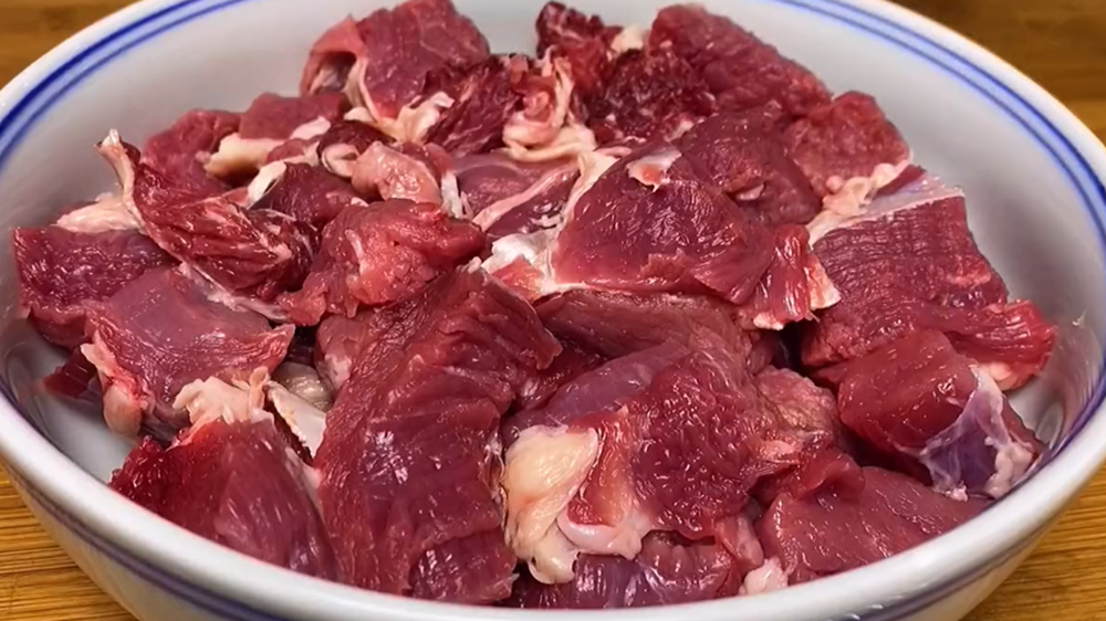 圖片[2]-【土豆番茄燉牛腩】做法步驟圖 口感嫩滑-起舞食譜網(wǎng)