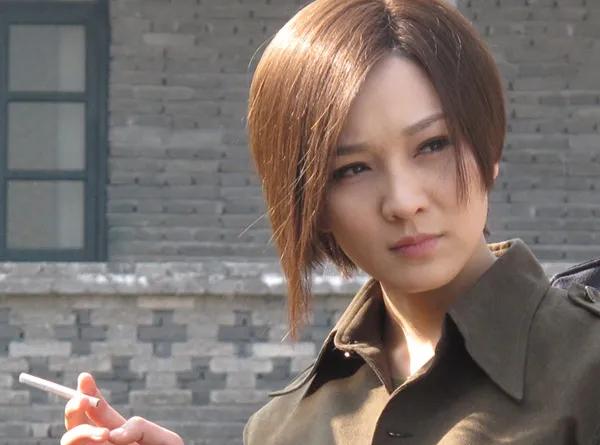 离谱而又非常下饭的抗日神剧——《女子炸弹部队》