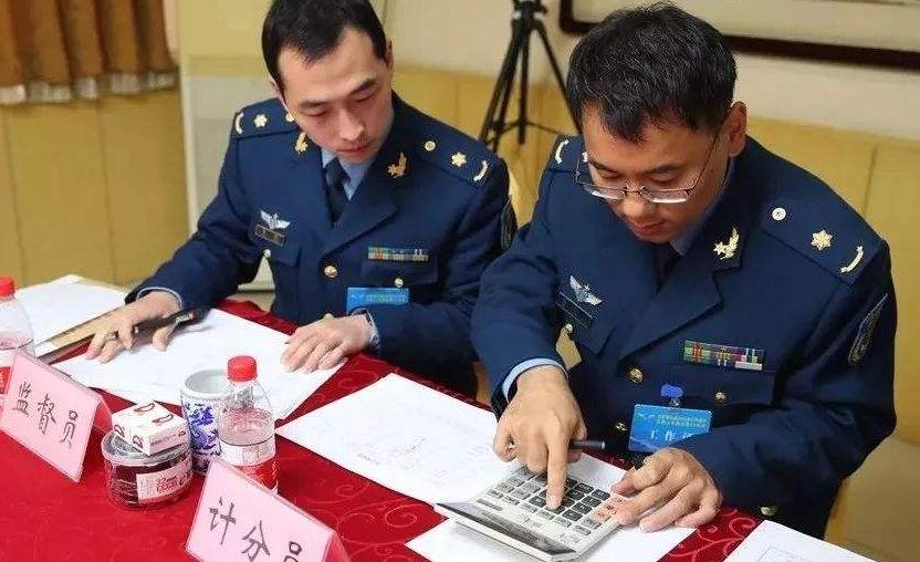 2022“军队文职”招聘遇冷，近万个岗位无人报考，月薪9千也无用