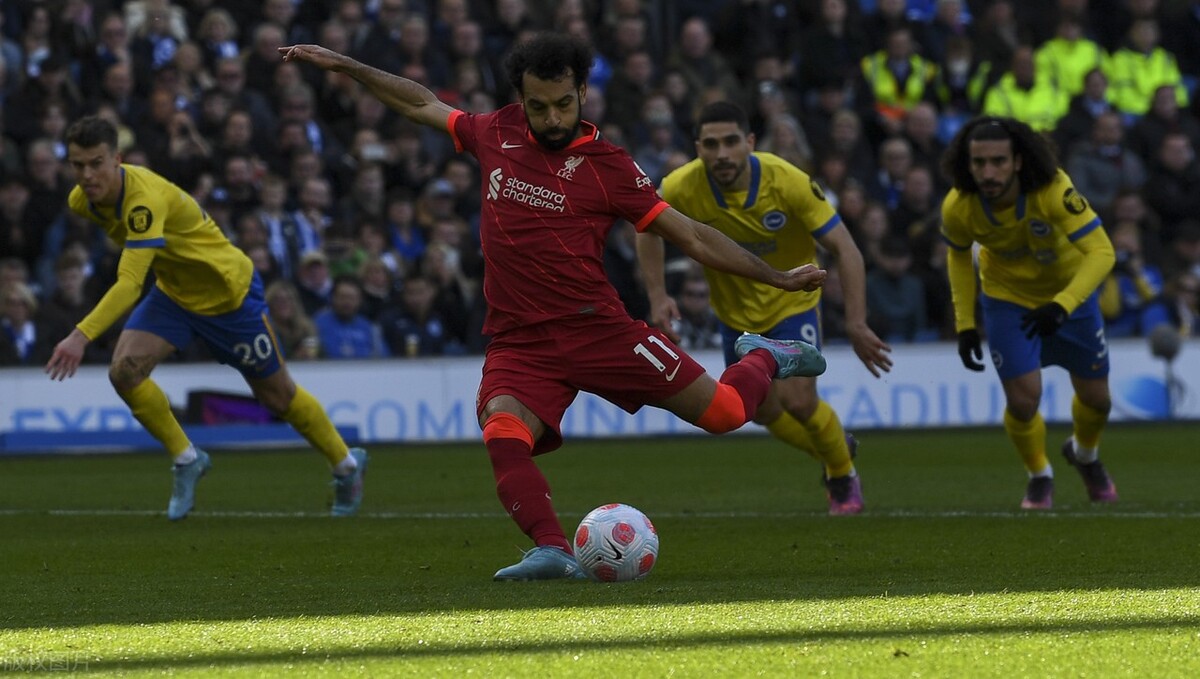 利物浦2-0收获八连胜(英超-萨拉赫打进里程碑进球 利物浦2-0豪取八连胜 落后曼城3分)