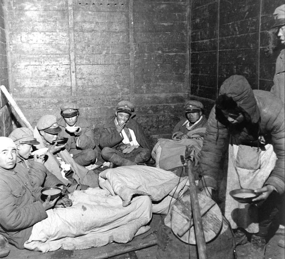 台湾老兵回大陆见原配，苦等50年相谈仅1小时，原配表示：无话说