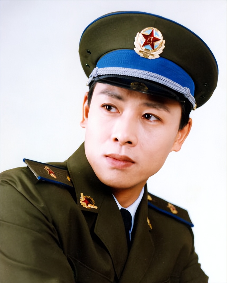 《炊事班的故事》20年后再回首:每个人都有故事,笑着笑着就哭了