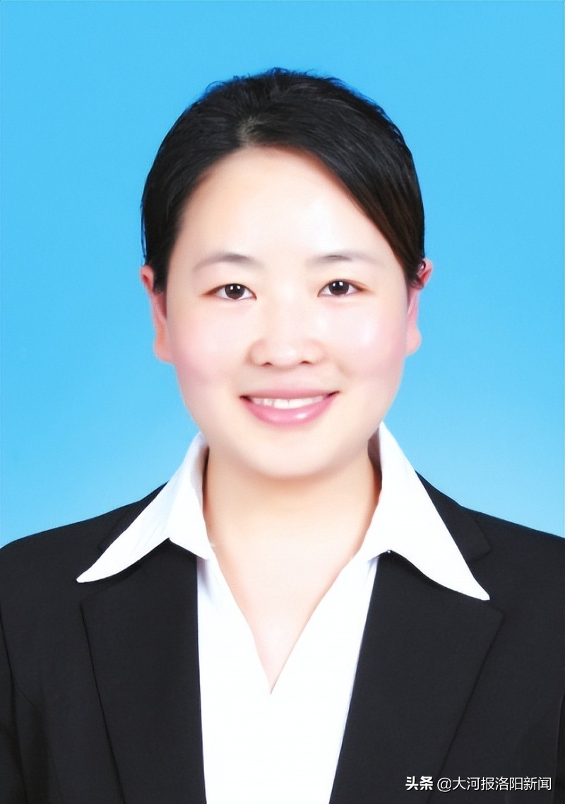 洛陽市孟津區(qū)第一中學(xué)的耕耘者(圖13) 洛陽市孟津區(qū)第一中學(xué)的耕耘者(圖13)