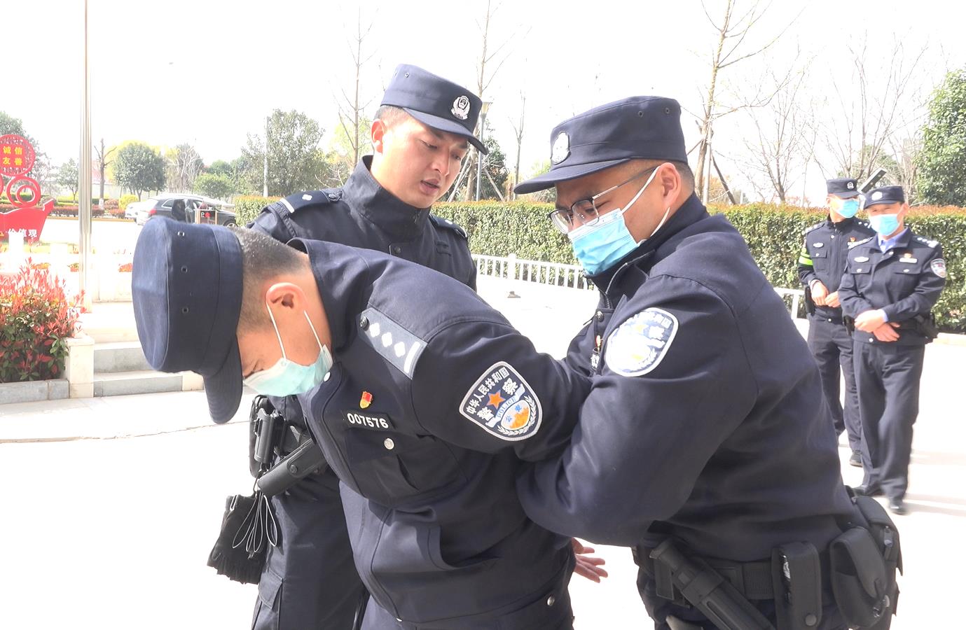 蒲城公安武器警械强化训练教官培训班开课啦！（组图）