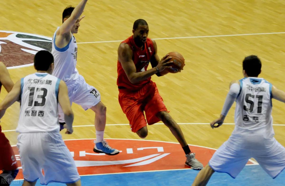 cba队服哪个好看（CBA联赛的超级巨星麦迪球衣）-华海博客