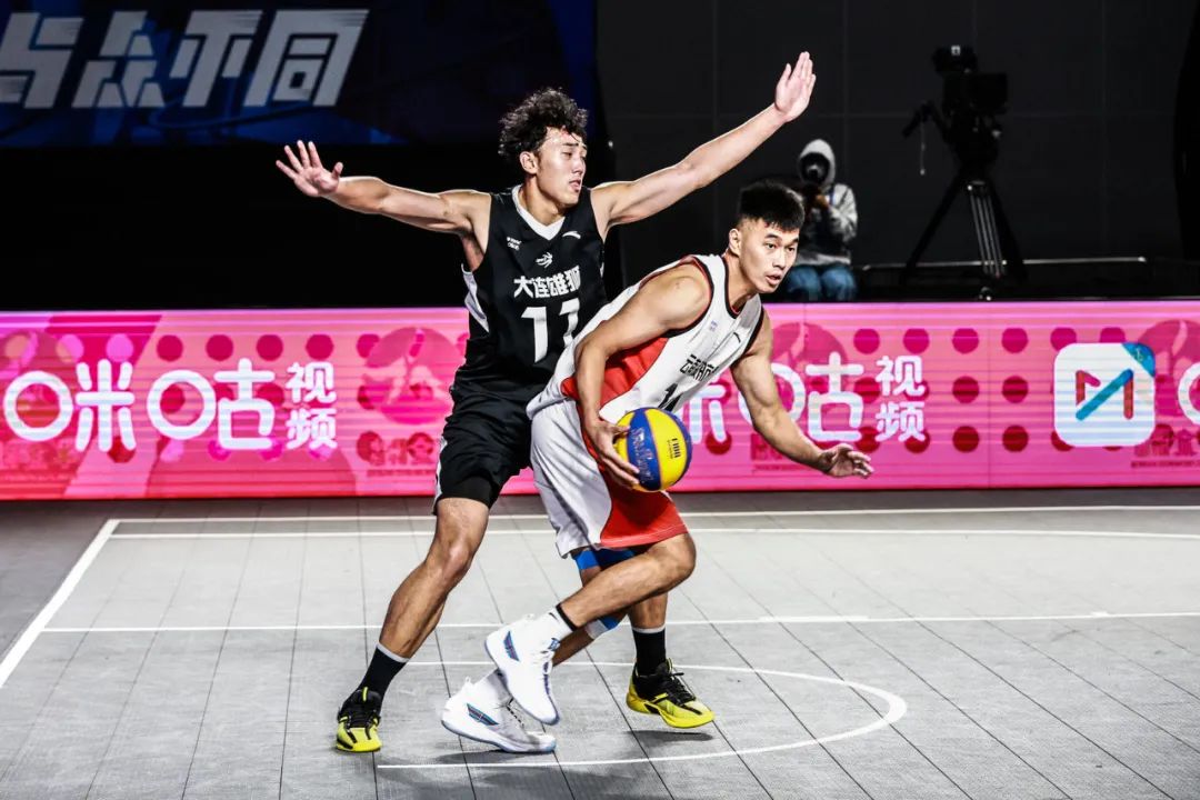 云南体彩领航象队斩获中国男子三人篮球超级联赛卫星赛冠军
