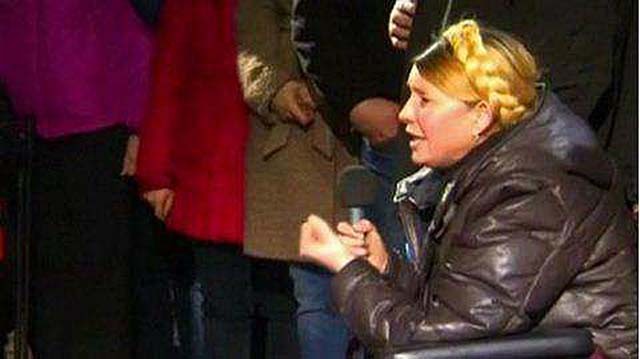 2011年季莫申科被曝牢房内与律师有染，乌监狱系统高官：视频真实