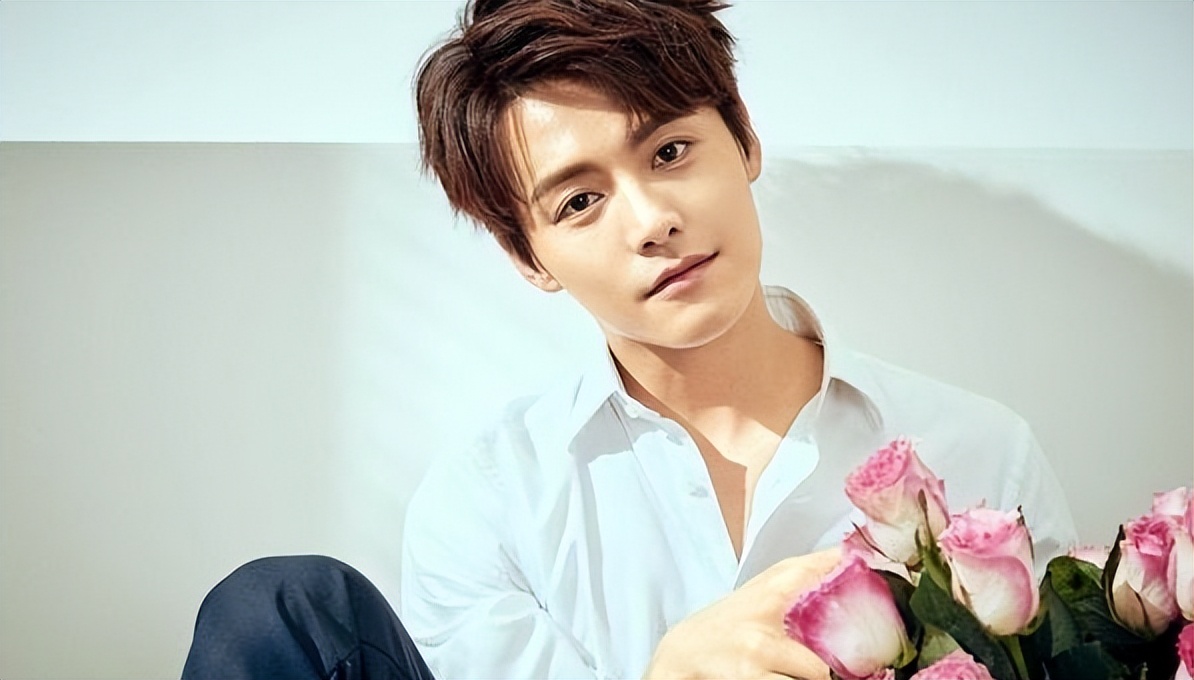 时代少年团遭闭麦，油漆当牛奶给人喝！娱圈的暗箱操作有多可怕？