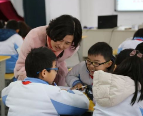 相关部门发布消息，教师岗位工资将有变化，教龄津贴或将提高