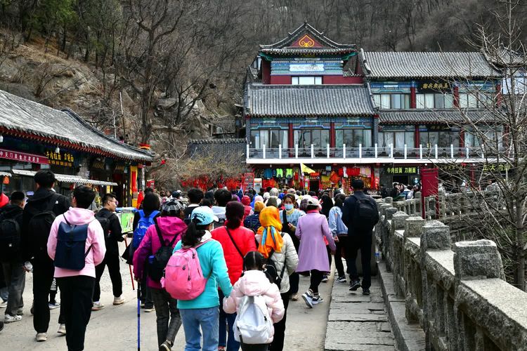 一览众山小