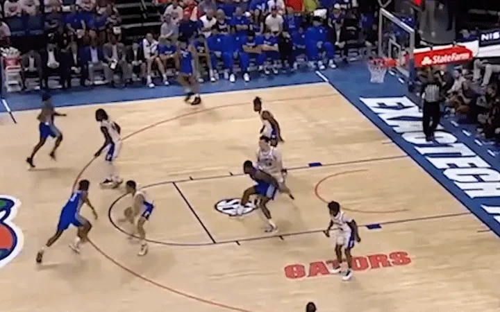 2022年选秀巡礼：继承肯塔基的荣光——泰泰-华盛顿