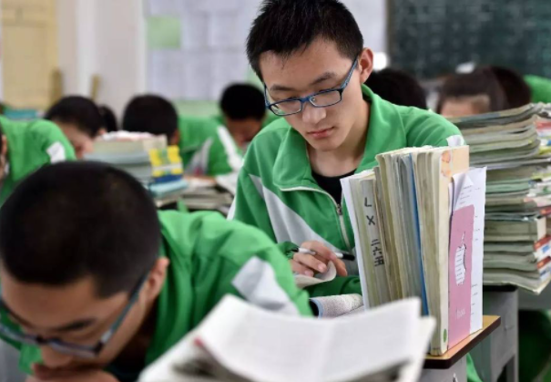 大学生毕业后才发现，理科生求职时竟如此吃香，让文科生很扎心