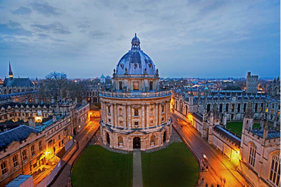 在牛津和斯坦佛留学，是什么体验？卫星云图看学校的构造