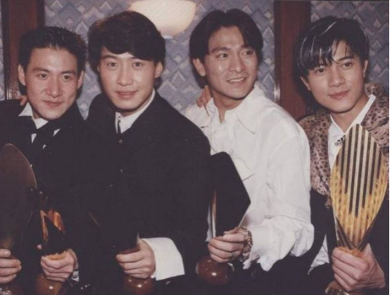 黎明：唱不过张学友，跳不过郭富城，碌碌无为的他凭啥被称为天王