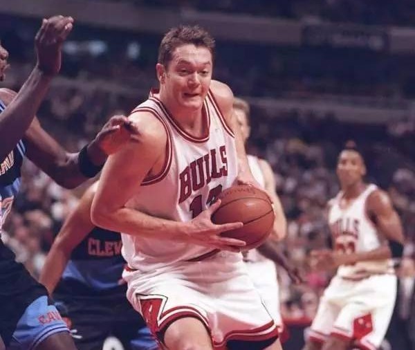 13号是谁的球衣(nba历史八大13号球星:哈登仅排第三,纳什不敌"上古