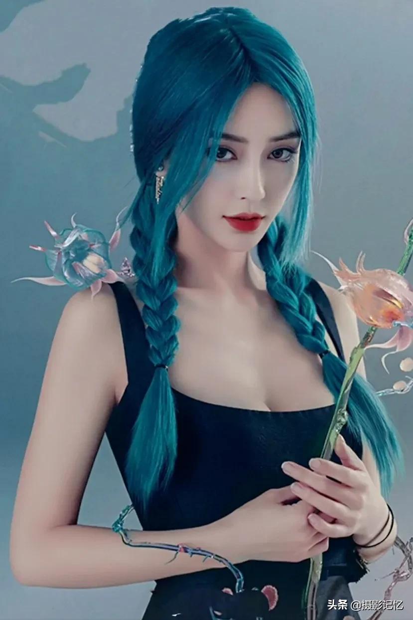 杨颖：这种装扮，挺美的