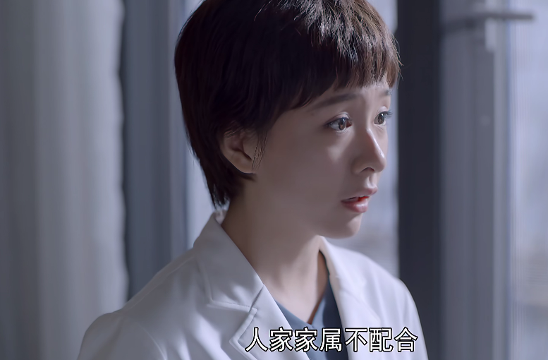 借着杨幂的"东风",31岁姜瑞佳终于大火了,只是晚了12年