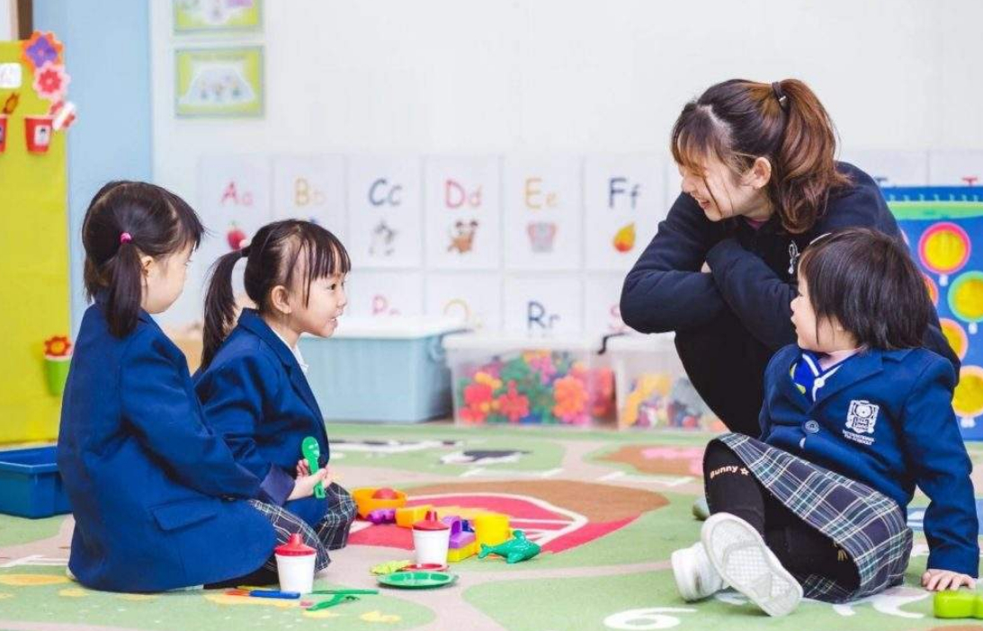 幼师工资（90后女幼师抱怨）