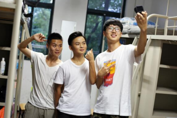 中国学生身高排名：全国中小学生平均身高统计数据
