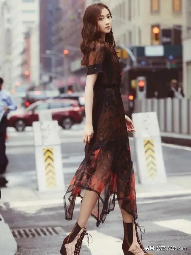 《聚美而集》第十六期 关晓彤，把美留在国外，人气却在国内膨胀