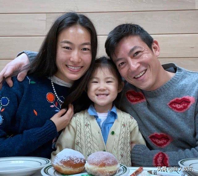 一婚嫁华谊高管，二婚让陈冠希“浪子回头”，秦舒培凭啥？