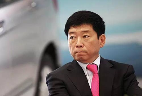 勇包亏损工厂的创业英雄魏建军，造车31年，长城汽车挺得过明年吗