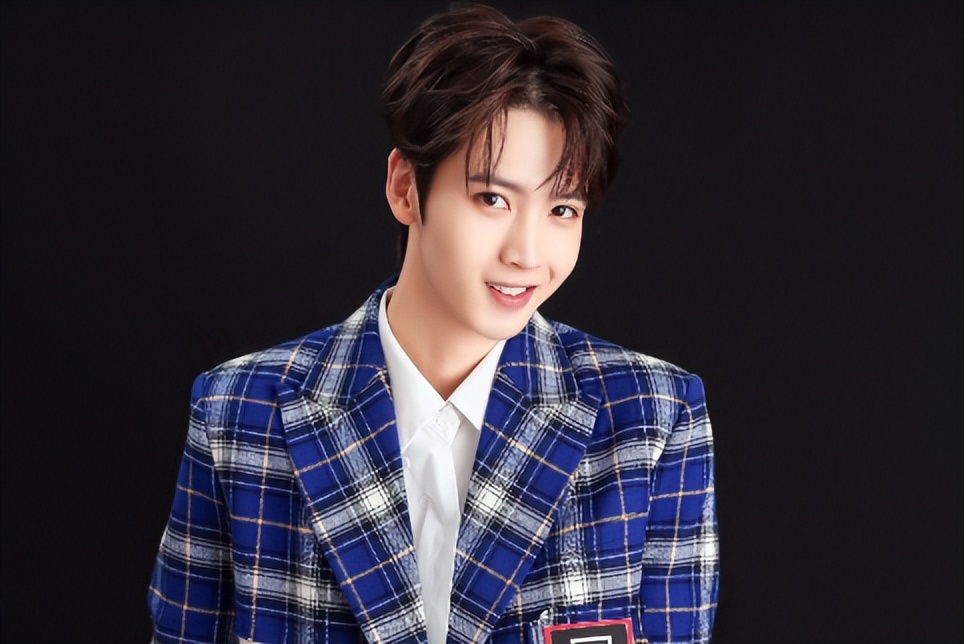 姚明明百度百科(《青春有你》第一季出道的成员都有谁?