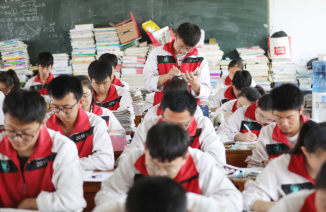 如果高考“开卷”让带一样物品，你会带啥？“学神”的回答太精彩