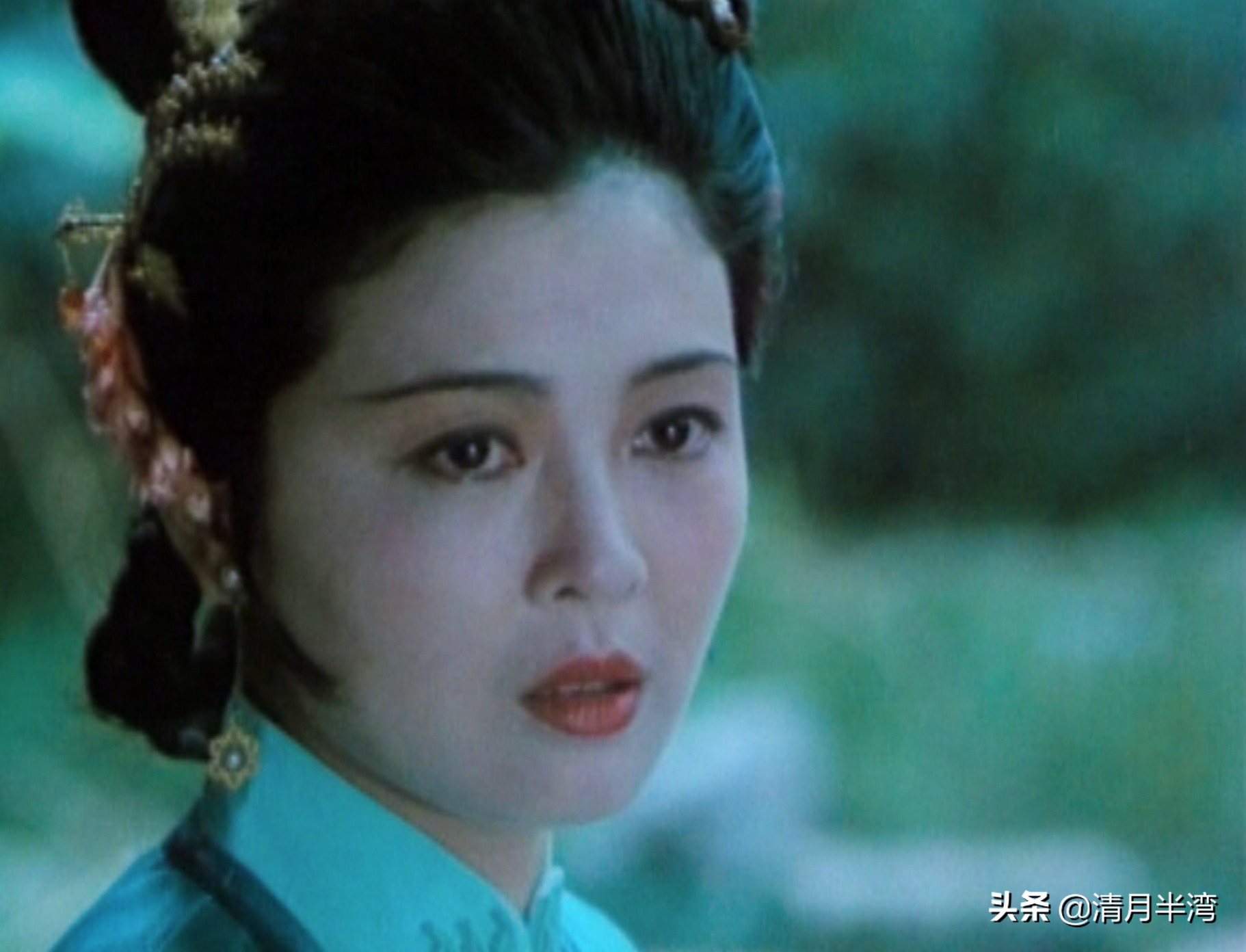北影版《红楼梦》40位美人集锦，耐看不撞脸，打酱油的都惊鸿一瞥